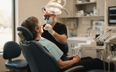 When to Visit a Dentist for Tooth Pain and Sensitivity Relief
